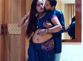 brunette hd Indian Desi Girlfriend Looking For Hardcore Sex Fun Tonight amateur
